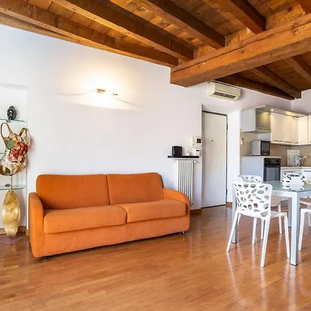 Apartament Beautiful Apartment-piazza Mazzini View *